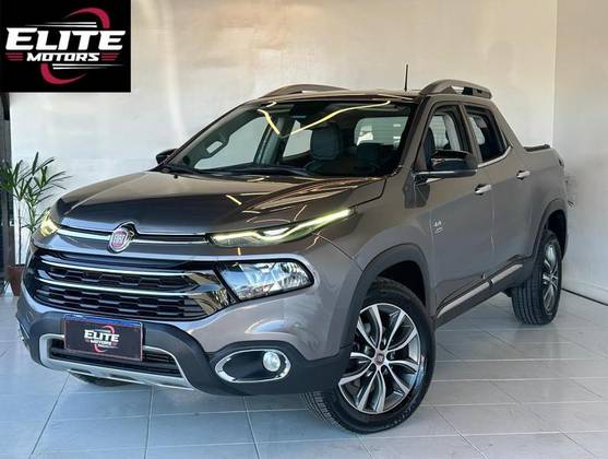 FIAT TORO 2.0 16V TURBO DIESEL VOLCANO 4WD AT9 FIAT TORO 2.0 16V TURBO DIESEL VOLCANO 4WD AT9